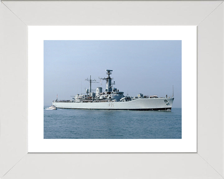 HMS Scylla F71 | Photo Print | Framed Print | Leander Class | Frigate | Royal Navy Hampshire Prints