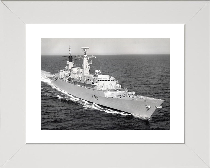 HMS Boxer (F92) Royal Navy Type 22 Frigate At Speed Photo Print Wall Art Decor Posters, Prints, & Visual Artwork Hampshire Prints 10 x 8 White Frame Yes