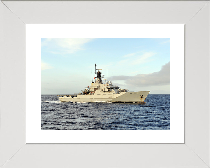 HMS Clyde (P257) Royal Navy River Class Patrol Vessel Starboard Beam View Photo Print Wall Art Decor Posters, Prints, & Visual Artwork Hampshire Prints 10 x 8 White Frame Yes