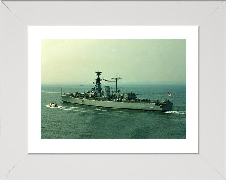 HMS Scylla F71 | Photo Print | Framed Print | Leander Class | Frigate | Royal Navy Hampshire Prints