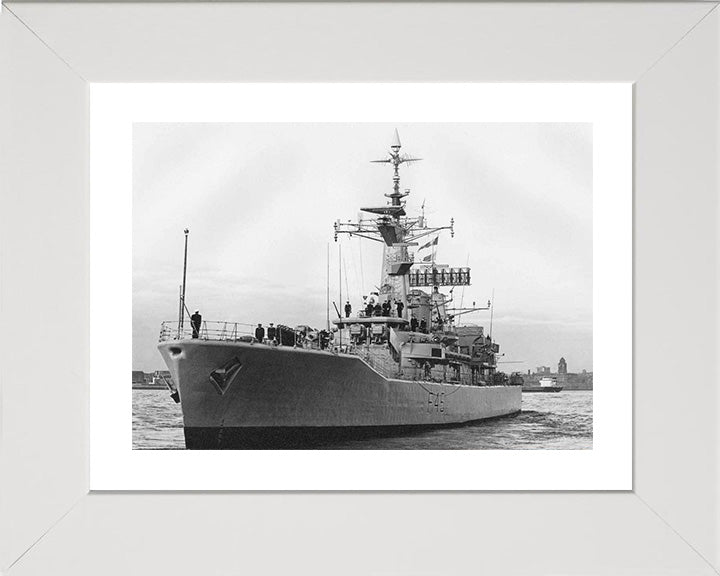 HMS Minerva F45 | Photo Print | Framed Print | Leander Class | Frigate | Royal Navy Hampshire Prints