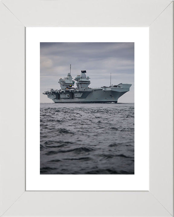 HMS Queen Elizabeth R08 Royal Navy Queen Elizabeth Class Aircraft Carrier Photo Print or Framed Print - Hampshire Prints