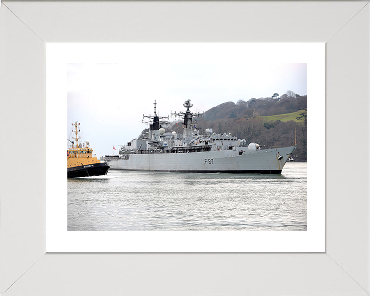 HMS Chatham (F87) Royal Navy Type 22 Frigate Enters Devonport 2011 Photo Print Wall Art Decor Posters, Prints, & Visual Artwork Hampshire Prints 10 x 8 White Frame Yes