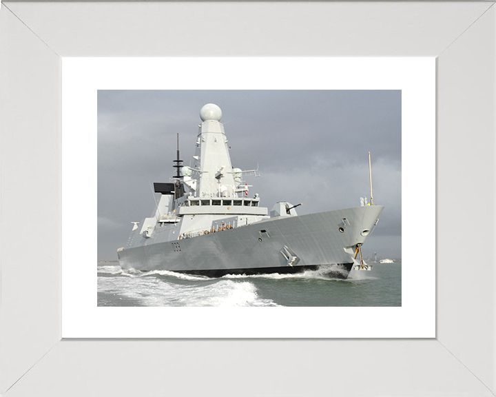 HMS Dauntless (D33) Royal Navy Type 45 Destroyer At Sea low Starboard View Photo Print Wall Art Decor Posters, Prints, & Visual Artwork Hampshire Prints 10 x 8 White Frame Yes