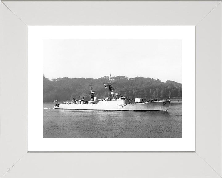 HMS Salisbury F32 Royal Navy Salisbury class Frigate Photo Print or Framed Print - Hampshire Prints