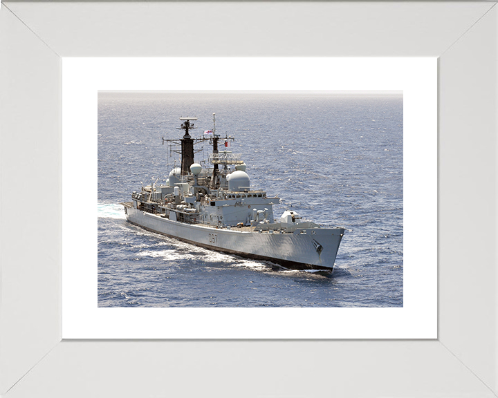 HMS Edinburgh (D97) Royal Navy Type 42 Destroyer High Starboard Bow View Photo Print Wall Art Decor Posters, Prints, & Visual Artwork Hampshire Prints 10 x 8 White Frame Yes