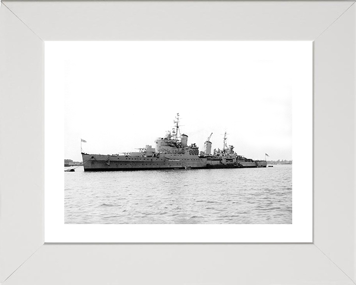 HMS Glasgow (C21) Photo Print - Portsmouth 1947 - Royal Navy Town Class Light Cruiser Posters, Prints, & Visual Artwork Hampshire Prints 10 x 8 White Frame Yes