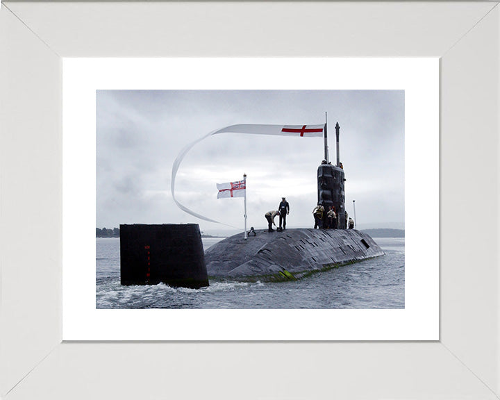 HMS Splendid S106 Royal Navy Swiftsure class Submarine Photo Print or Framed Print - Hampshire Prints