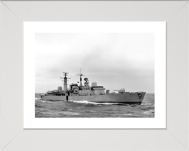 HMS Exeter (D89) Royal Navy Type 42 Destroyer At Sea May 1982 Photo Print Wall Art Decor Posters, Prints, & Visual Artwork Hampshire Prints 10 x 8 White Frame Yes