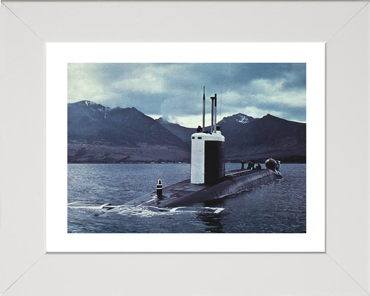 HMS Repulse (S23) Photo Print - Firth of Clyde 1979 - Royal Navy Resolution Class Submarine Hampshire Prints 10 x 8 White Frame Yes
