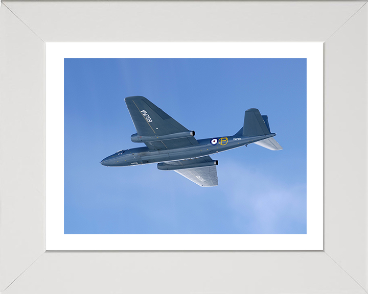 RAF prototype Canberra in flight Photo Print - Royal Air Force Aircraft Hampshire Prints 10 x 8 White Frame Yes