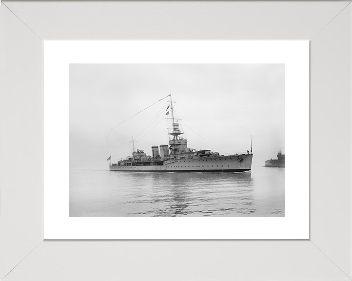 HMS Cardiff (D58) Royal Navy C Class Light Cruiser Starboard View Photo Print Wall Art Decor Posters, Prints, & Visual Artwork Hampshire Prints 10 x 8 White Frame Yes
