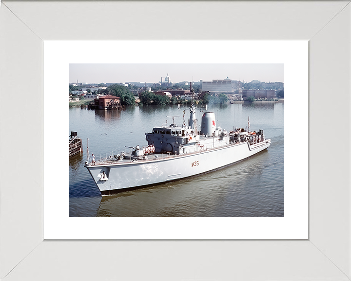 HMS Dulverton (M35) Royal Navy Hunt Class Mine Warfare Vessel Washington Photo Print Wall Art Naval Decor Posters, Prints, & Visual Artwork Hampshire Prints 10 x 8 White Frame Yes