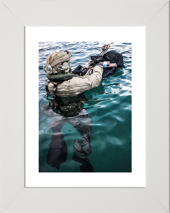 Royal Marine Swims to shore Photo Print 30 Commando Wall Art Military Decor UK Poster Posters, Prints, & Visual Artwork Hampshire Prints 10 x 8 White Frame Yes
