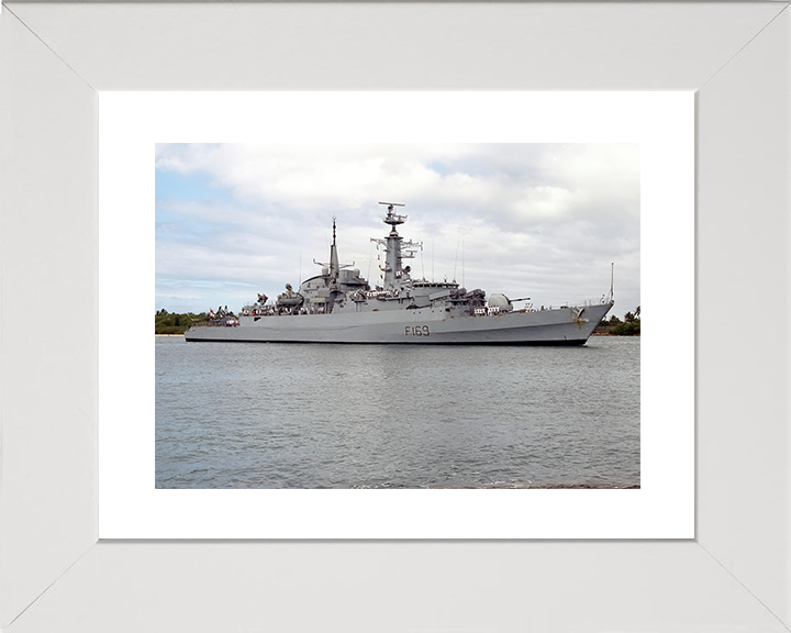 HMS Amazon (F169) Royal Navy Type 21 Frigate Entering Pearl Harbour Photo Print Wall Art Decor Posters, Prints, & Visual Artwork Hampshire Prints 10 x 8 White Frame Yes