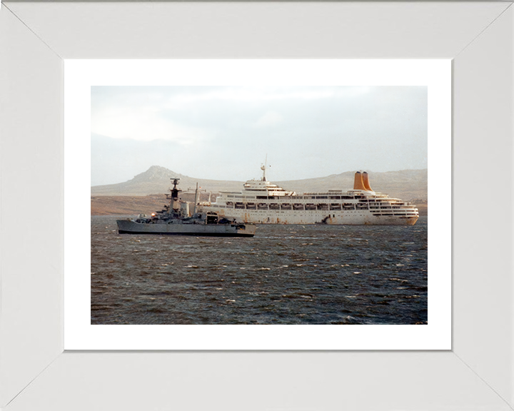 HMS Andromeda (F57) Photo Print - Falklands 1982 - Royal Navy Leander Class Frigate Hampshire Prints 10 x 8 White Frame Yes
