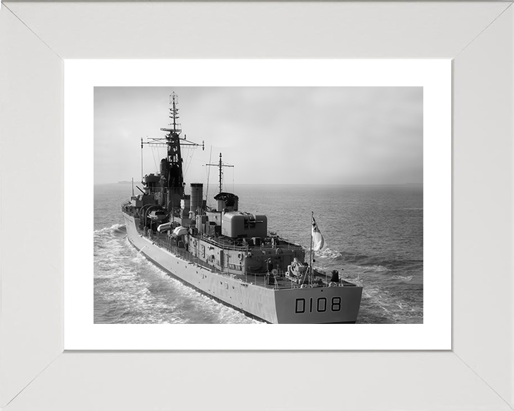 HMS Dainty (D108) Photo Print - Stern View 1964 - Royal Navy Daring Class Destroyer Hampshire Prints 10 x 8 White Frame Yes