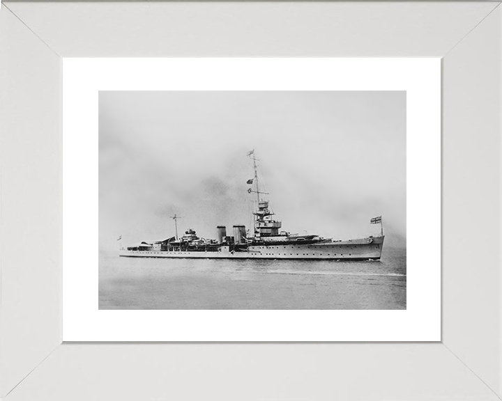 HMS Calcutta (D82) Royal Navy C Class Light Cruiser Starboard View Photo Print Wall Art Decor Posters, Prints, & Visual Artwork Hampshire Prints 10 x 8 White Frame Yes