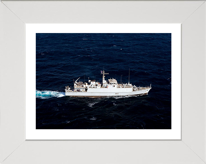 HMS Ramsey (M110) Photo Print - High Starboard View - Royal Navy Sandown Class Minehunter Hampshire Prints 10 x 8 White Frame Yes