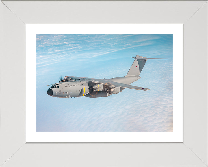 RAF Atlas C.1 A400M in flight Photo Print - Royal Air Force Aircraft Hampshire Prints 10 x 8 White Frame Yes
