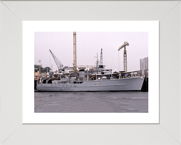 HMS Walkerton M1188 | Photo Print | Framed Print | Ton Class | Minesweeper | Royal Navy Hampshire Prints