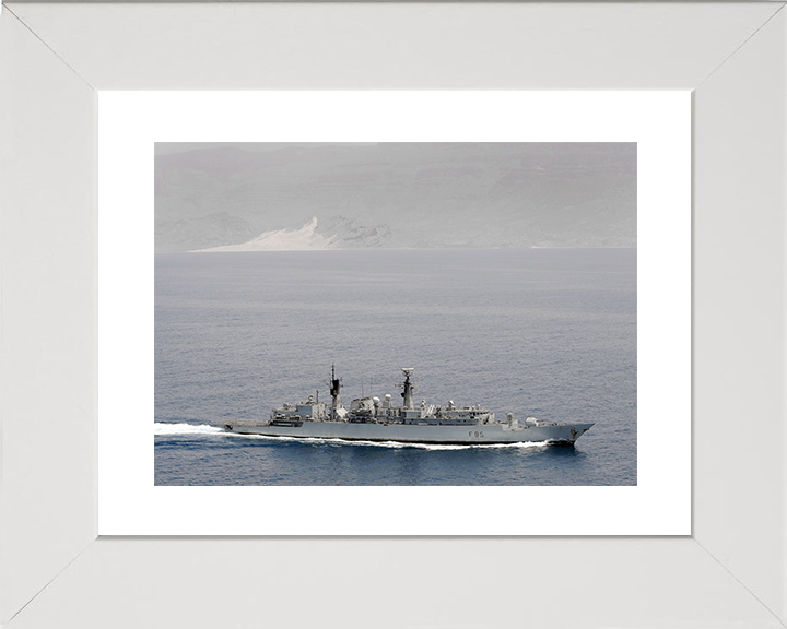 HMS Cumberland (F85) Royal Navy Type 22 Frigate At Speed Photo Print Wall Art Decor Posters, Prints, & Visual Artwork Hampshire Prints 10 x 8 White Frame Yes