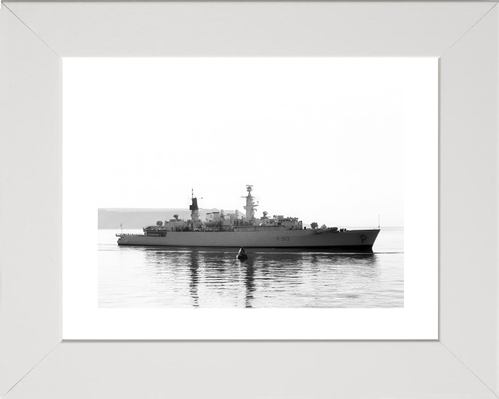 HMS Brilliant (F90) Royal Navy Type 22 Frigate Starboard Beam View Photo Print Wall Art Decor Posters, Prints, & Visual Artwork Hampshire Prints 10 x 8 White Frame Yes