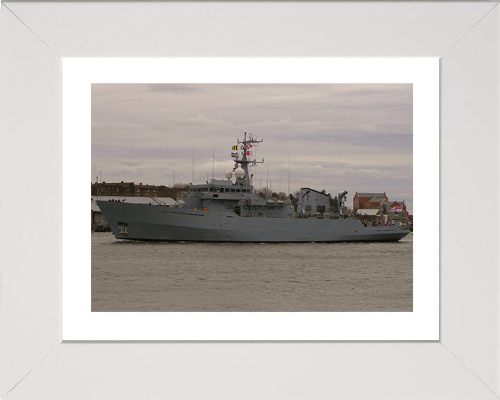 HMS Roebuck H130 | Photo Print | Framed Print | Coastal Survey Vessel | Royal Navy Hampshire Prints