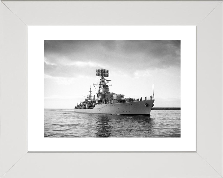 HMS Agincourt (D86) Royal Navy Battle Class Destroyer Photo Print Starboard Bow View Warship Wall Art Posters, Prints, & Visual Artwork Hampshire Prints 10 x 8 White Frame Yes
