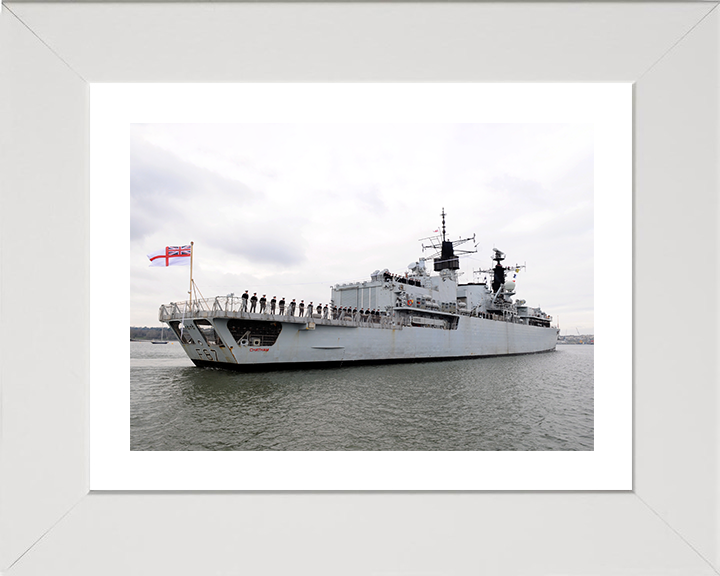 HMS Chatham (F87) Royal Navy Type 22 Frigate Devonport 2011 Photo Print Wall Art Decor Posters, Prints, & Visual Artwork Hampshire Prints 10 x 8 White Frame Yes
