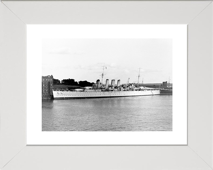 HMS Dorsetshire (40) Royal Navy County Class Cruiser Alongside Photo Print Wall Art Decor Posters, Prints, & Visual Artwork Hampshire Prints 10 x 8 White Frame Yes