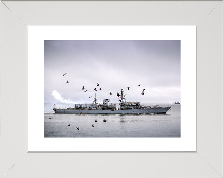 HMS Argyll (F231) Royal Navy Type 23 Frigate Starboard Beam View Photo Print Wall Art Decor Posters, Prints, & Visual Artwork Hampshire Prints 10 x 8 White Frame Yes