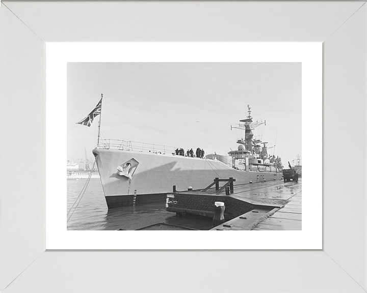HMS Leander (F109) Photo Print - Amsterdam 1977 - Royal Navy Leander Class Frigate Hampshire Prints 10 x 8 White Frame Yes