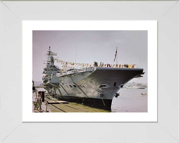 HMS Hermes (R12) Photo Print - Navy Days 1977 - Royal Navy Centaur Class Aircraft Carrier Hampshire Prints 10 x 8 White Frame Yes