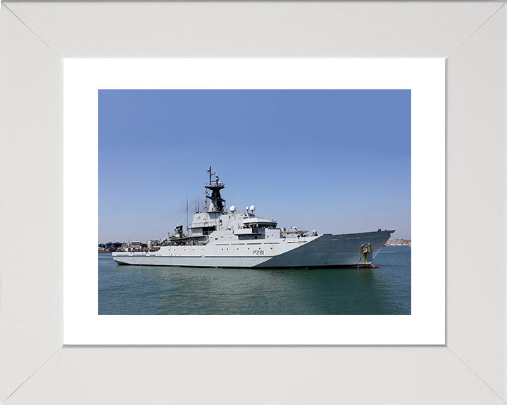 HMS Tyne P281 Royal Navy River class patrol vessel Photo Print or Framed Print - Hampshire Prints