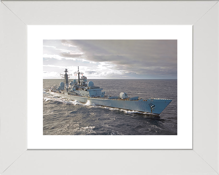 HMS Edinburgh (D97) Royal Navy Type 42 Destroyer Starboard View Photo Print Wall Art Decor Posters, Prints, & Visual Artwork Hampshire Prints 10 x 8 White Frame Yes
