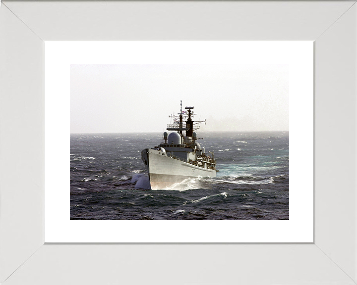 HMS Edinburgh (D97) Royal Navy Type 42 Destroyer In a Swell Photo Print Wall Art Decor Posters, Prints, & Visual Artwork Hampshire Prints 10 x 8 White Frame Yes