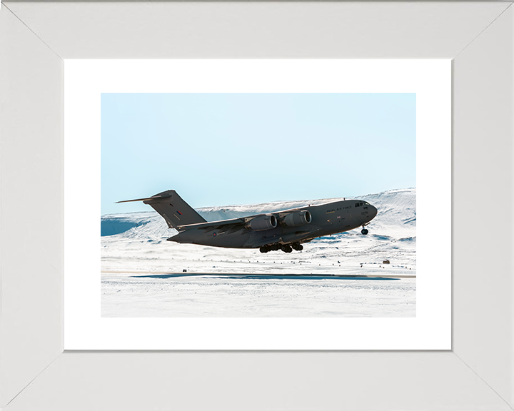 RAF C-17 Globemaster Takeoff Canada 2026 Photo Print Royal Air Force Aircraft Wall Art Posters, Prints, & Visual Artwork Hampshire Prints 10 x 8 White Frame Yes