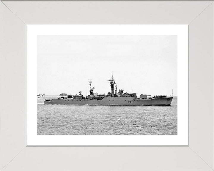 HMS Llandaff F61 | Photo Print | Framed Print | Salisbury Class | Frigate | Royal Navy Hampshire Prints