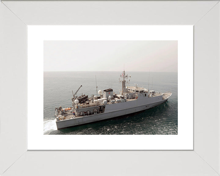 HMS Ramsey M110 | Photo Print | Framed Print | Sandown Class | Minehunter | Royal Navy Hampshire Prints