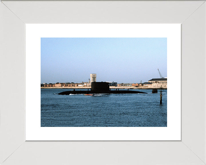 HMS Unseen S41 Royal Navy Upholder class Submarine Photo Print or Framed Print - Hampshire Prints