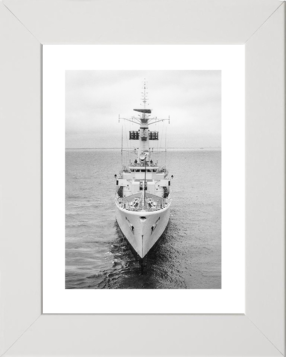 HMS Dido (F104) Royal Navy Leander Class Frigate High Bow View Photo Print Wall Art Decor Posters, Prints, & Visual Artwork Hampshire Prints 10 x 8 White Frame Yes