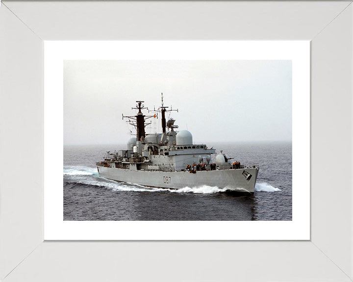 HMS Newcastle D87 Royal Navy Type 42 destroyer Photo Print or Framed Photo Print - Hampshire Prints