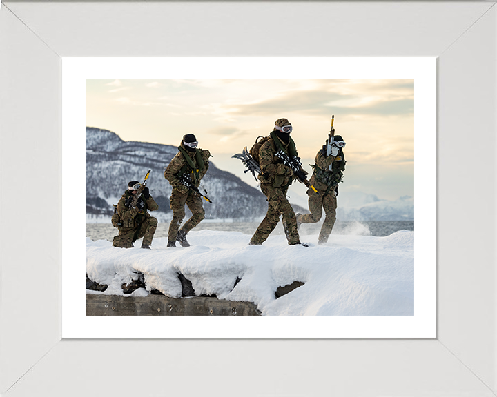 Royal Marines cold weather beach Landing Photo Print - 40 Commando Hampshire Prints 10 x 8 White Frame Yes