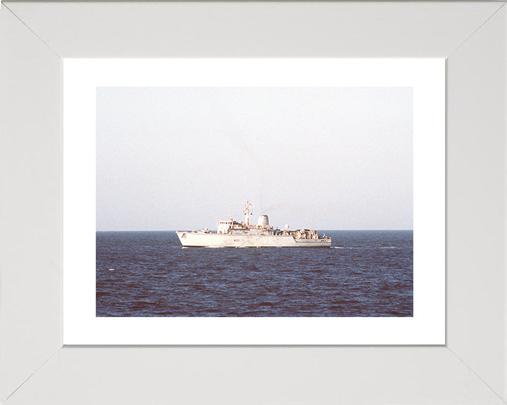 HMS Hurworth M39 | Photo Print | Framed Print | Hunt Class | Mine Warfare Vessel | Royal Navy Hampshire Prints