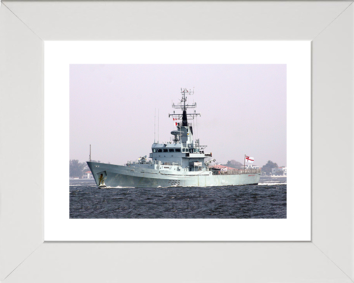 HMS Dumbarton Castle (P265) Royal Navy Castle Class Patrol Vessel Port Side Photo Print Wall Art Decor Posters, Prints, & Visual Artwork Hampshire Prints 10 x 8 White Frame Yes