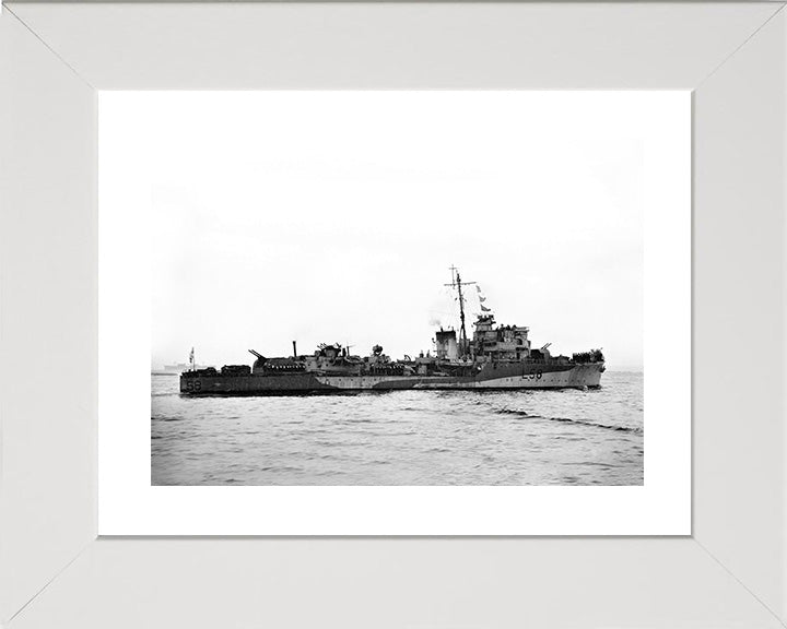 HMS Quantock L58 | Photo Print | Framed Print | Hunt Class | Destroyer | Royal Navy Hampshire Prints