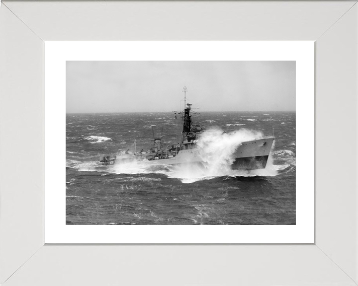 HMS Scorpion (D64) Photo Print - At Sea 1953 - Royal Navy Weapon Class Destroyer Hampshire Prints 10 x 8 White Frame Yes