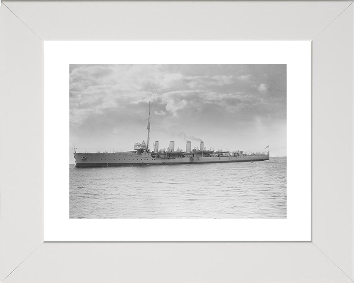 HMS Attentive (1904) Royal Navy Adventure Class Cruiser Port Side View Photo Print Wall Art Decor Posters, Prints, & Visual Artwork Hampshire Prints 10 x 8 White Frame Yes