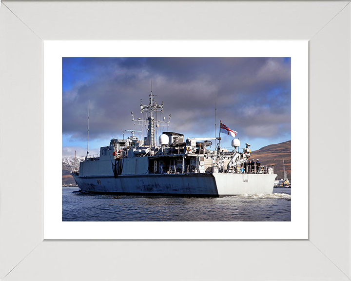 HMS Blyth (M111) Photo Print - Clyde 2009 - Royal Navy Sandown Class Minehunter Posters, Prints, & Visual Artwork Hampshire Prints 10 x 8 White Frame Yes
